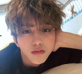 君君爆料歌手视频,揭秘歌手幕后故事